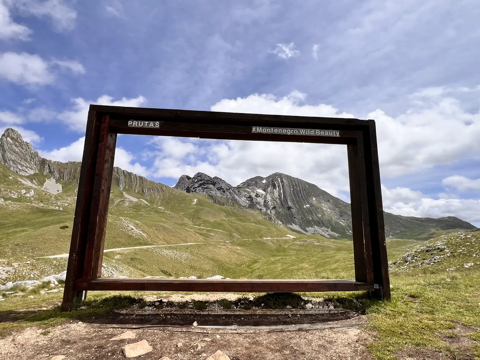 Фотография предложения «Из Тивата — к сердцу северных гор!»